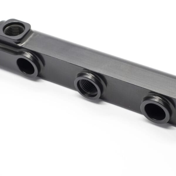 Taarks Top Feed Fuel Rail Kit For S14 S15 - Image 3