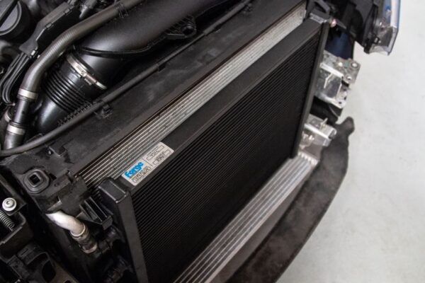 Forge Motorsport BMW M3/M4 Chargecooler Radiator - Image 3