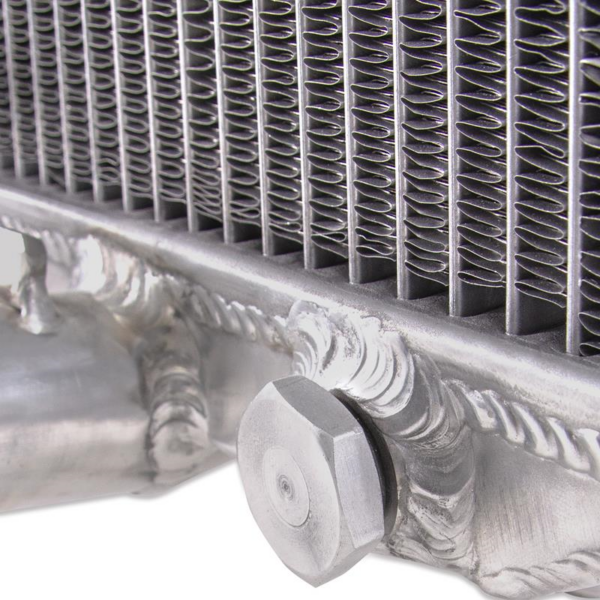 Mishimoto Toyota Chaser JZX100 Performance Aluminium Radiator - Image 3